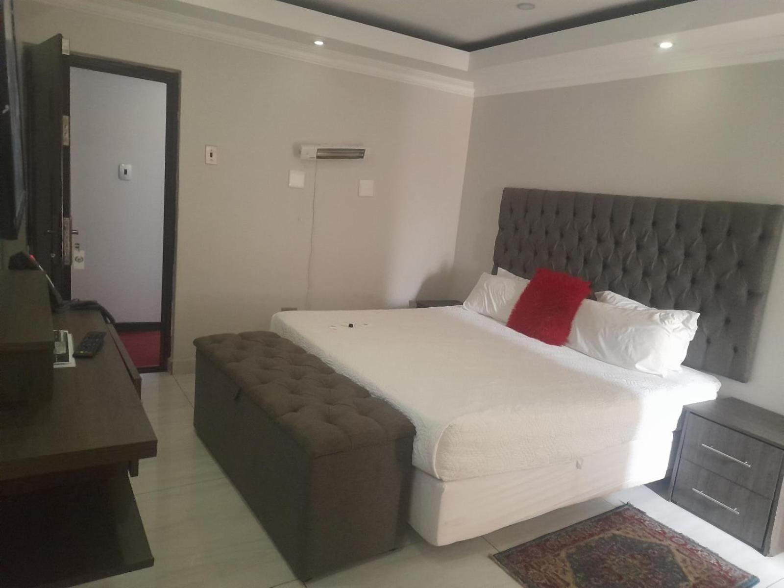 Lifestyle Lodge Hotel Фереенігінг Номер фото